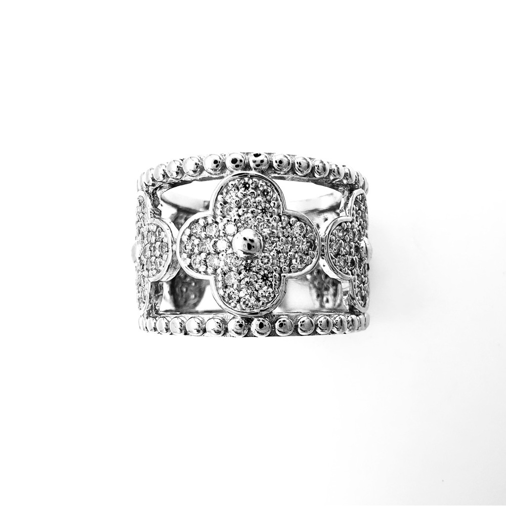 Sterling silver CZ Clover Ring